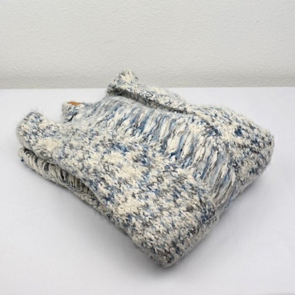 Poll Cardigan Sweater Size Large Color White/Blue/Grey‎ Gently Used Condition